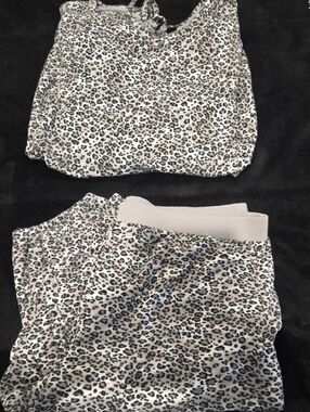 a.n.a Leopard Print Leggings in Cream and Black